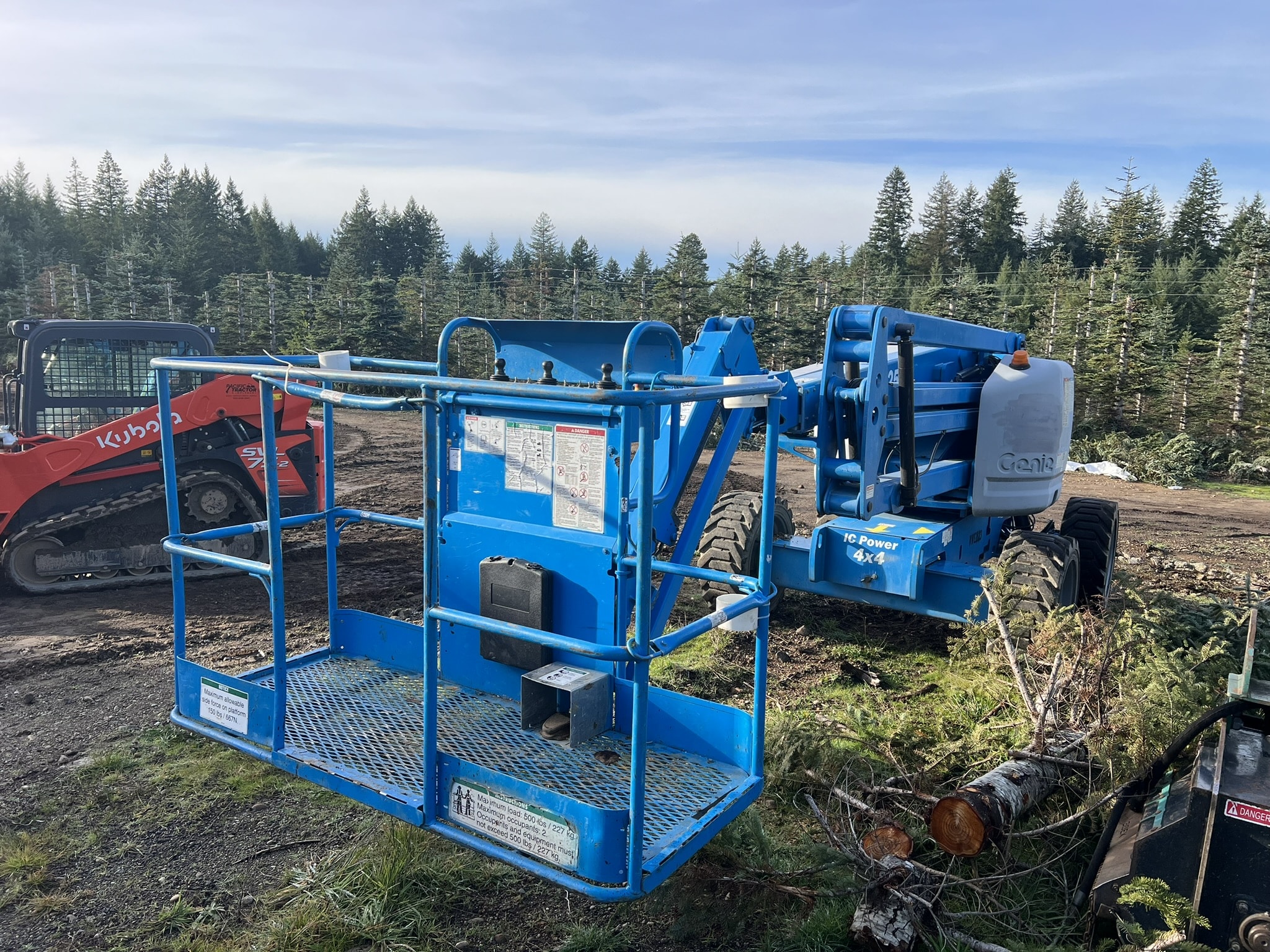 2011 Genie Z45/25J Personnel lifts for sale in Belfair, WA 98528